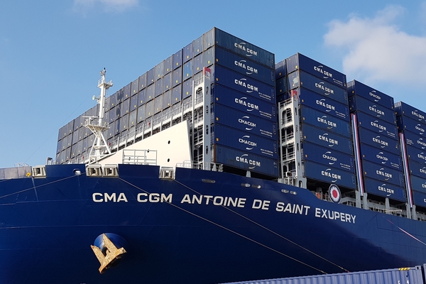 CMA CGM inaugure le plus grand porte-conteneurs battant pavillon français